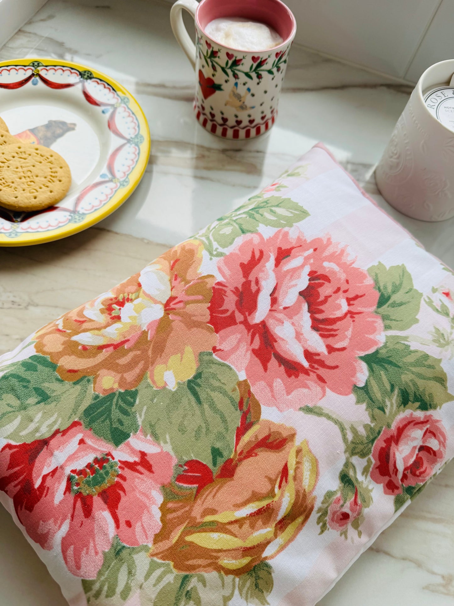 ‘English Rose’ large book bed