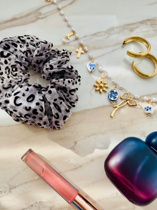 ‘Leopard’ scrunchie