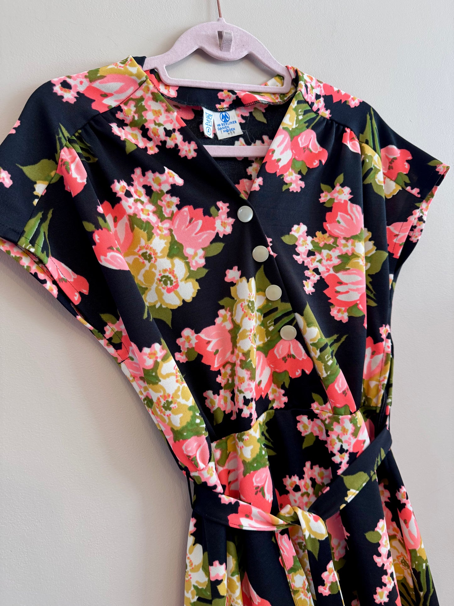 Vintage 1960s floral dress