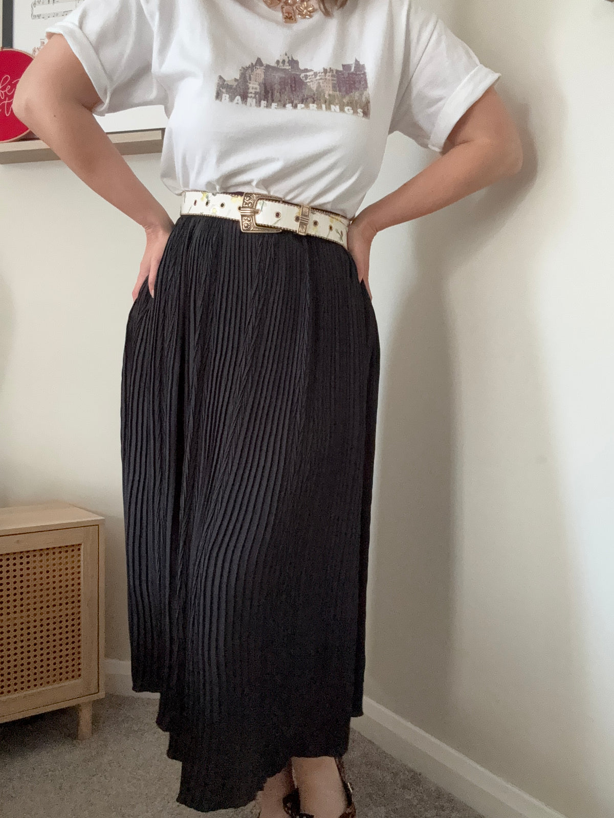 Vintage ‘plaited pleats’ black midi skirt