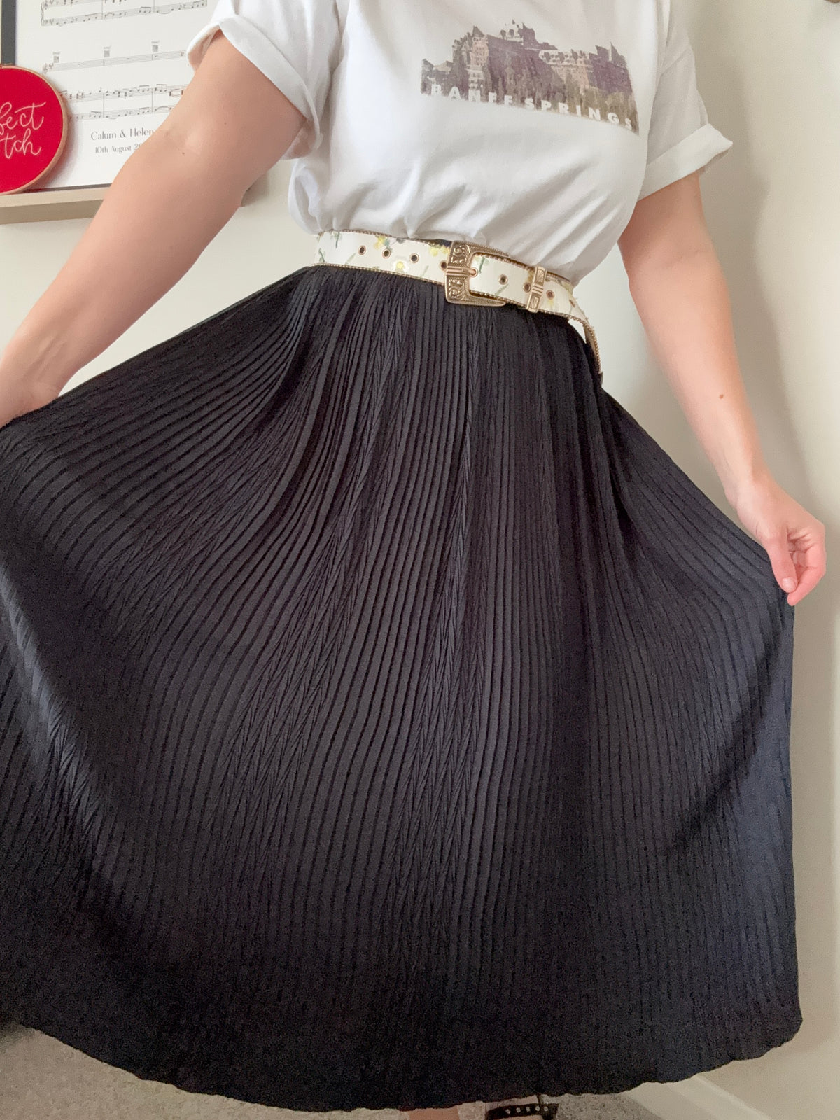 Vintage ‘plaited pleats’ black midi skirt