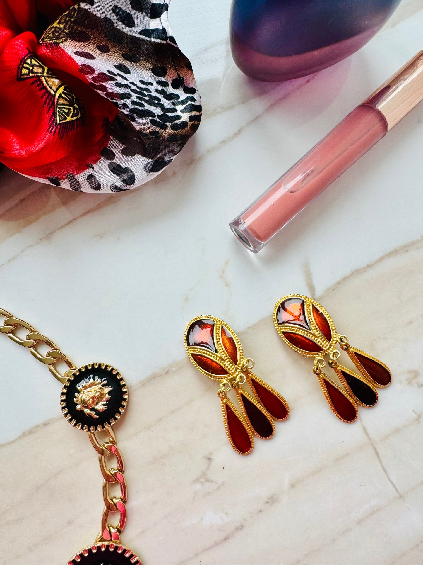 Vintage ‘elegant teardrop’ clip on earrings