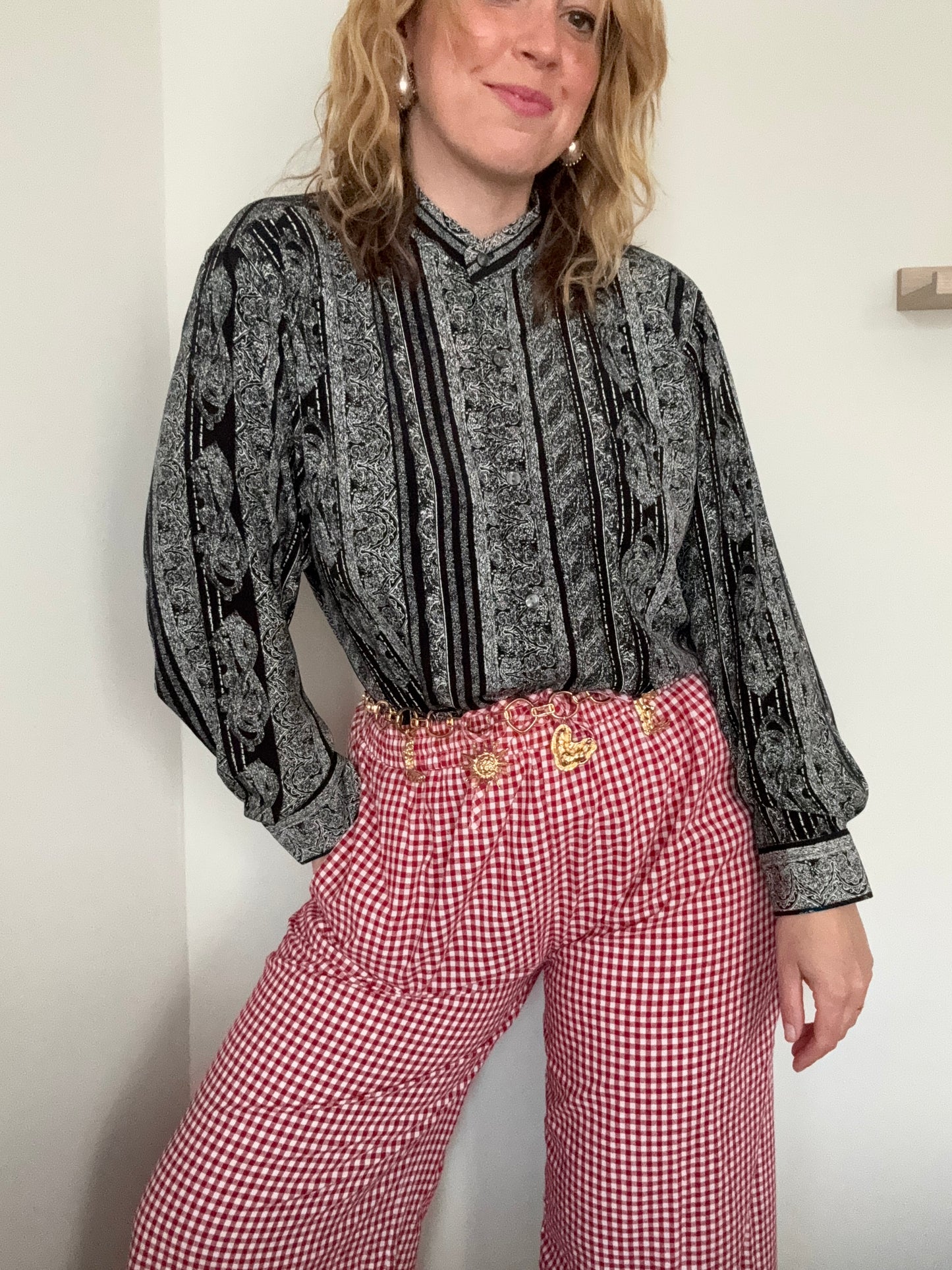 Vintage ‘monochrome’ Leoz blouse.