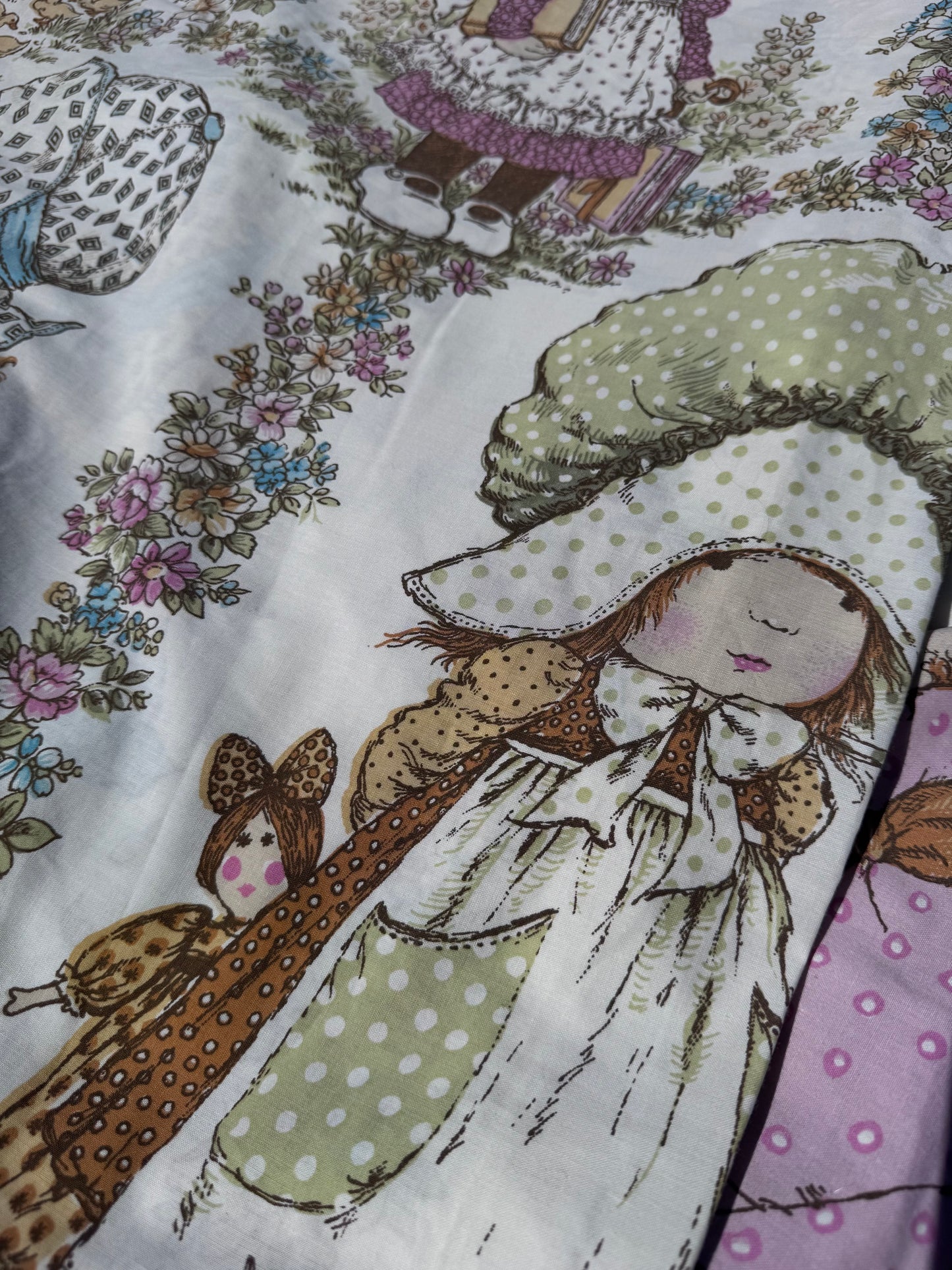 1970s ‘Holly Hobby’ book bed