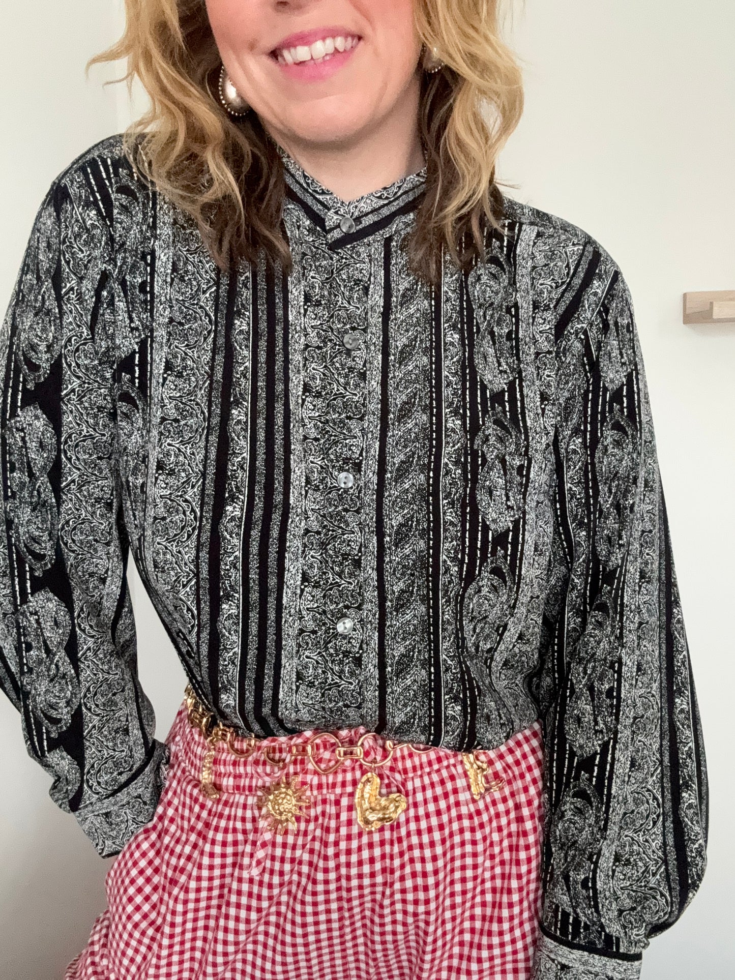 Vintage ‘monochrome’ Leoz blouse.
