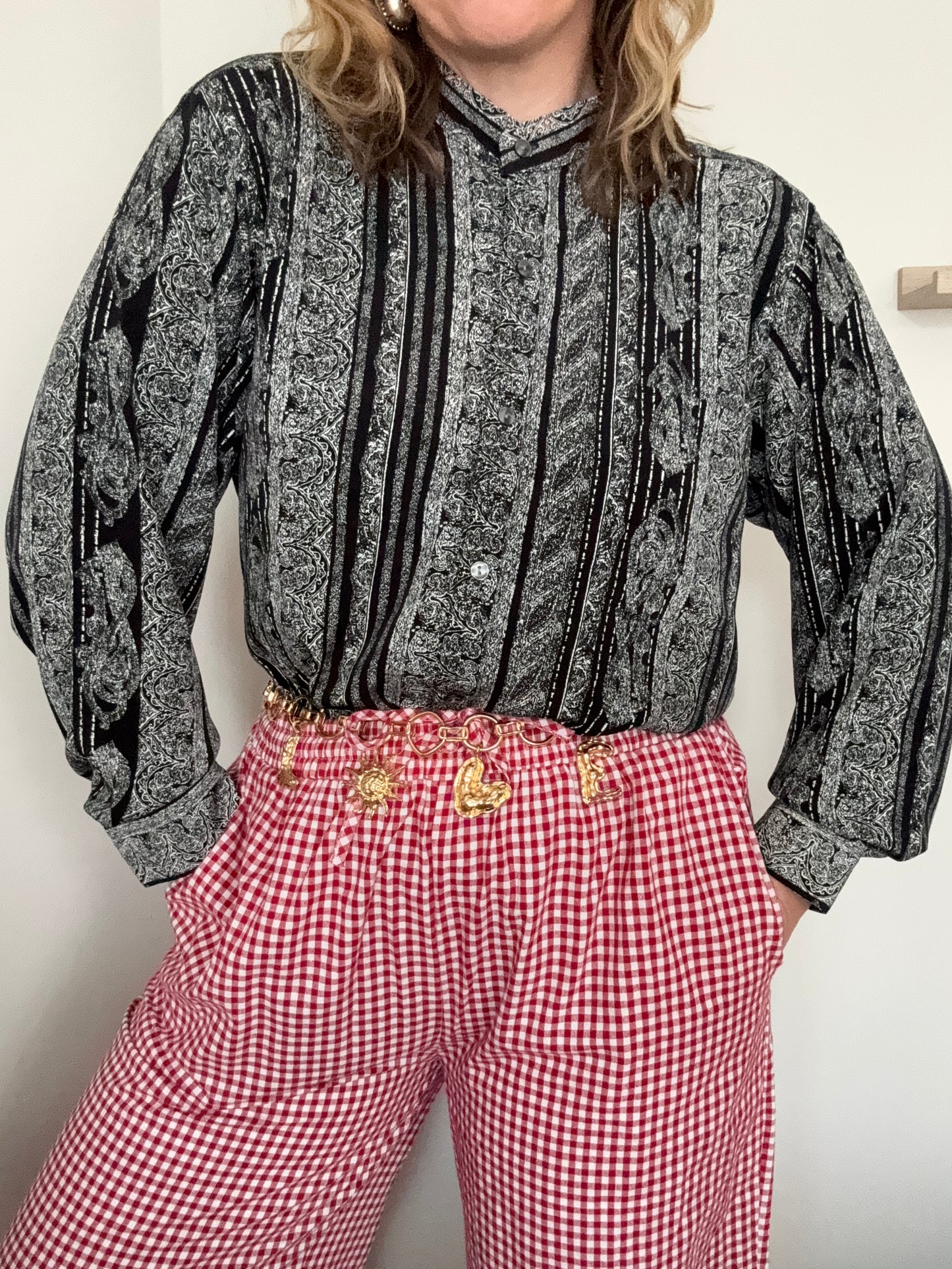Vintage ‘monochrome’ Leoz blouse.