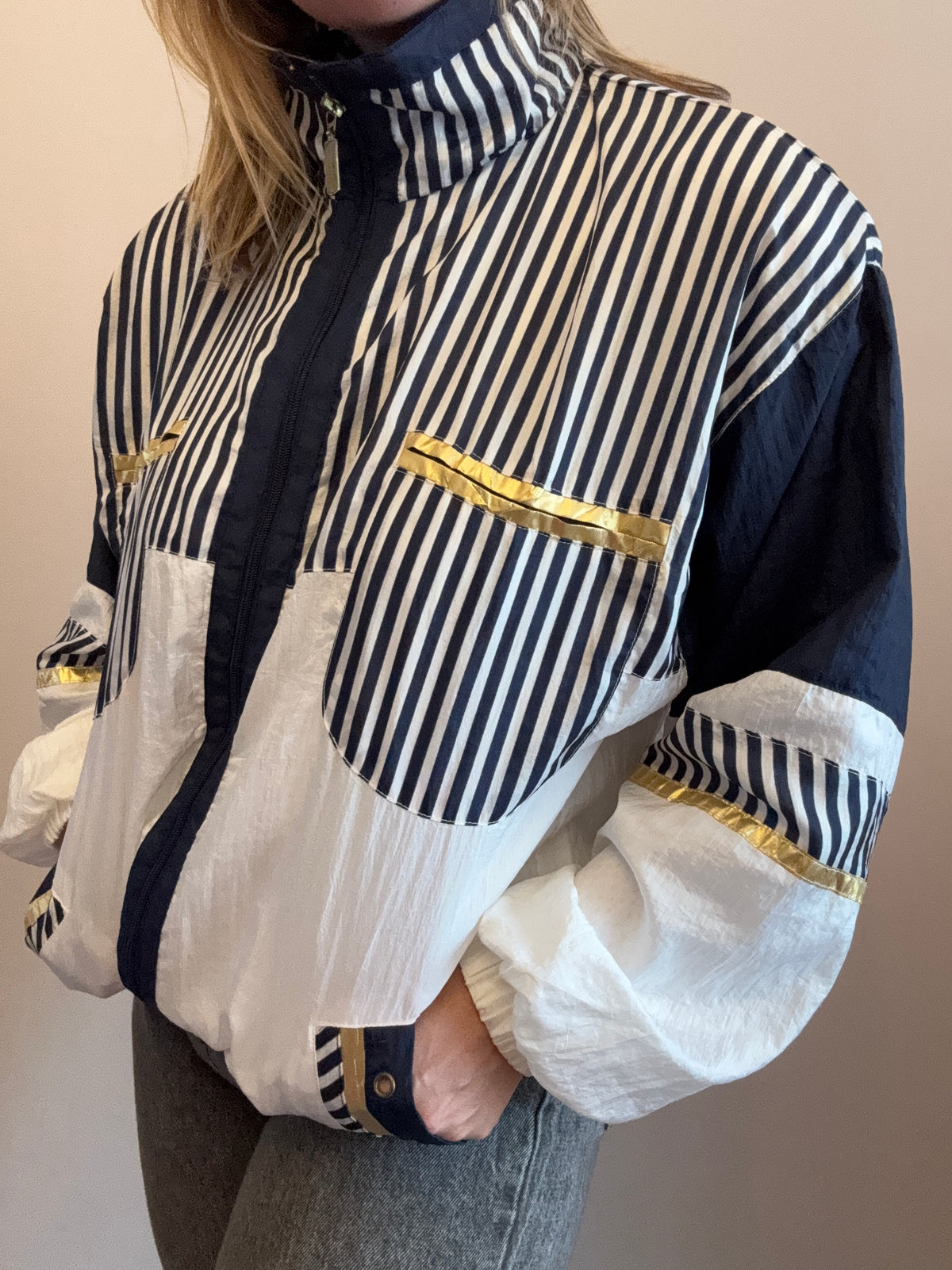 Vintage navy & white windbreaker jacket