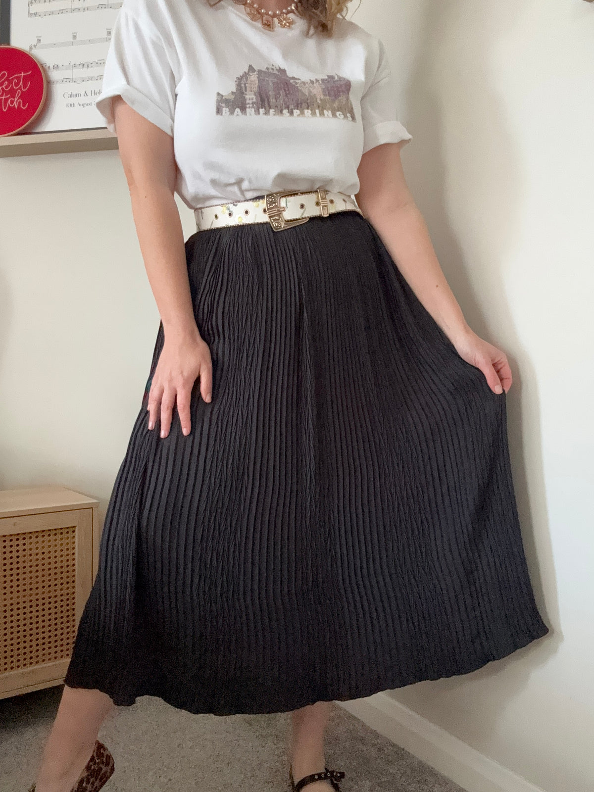 Vintage ‘plaited pleats’ black midi skirt