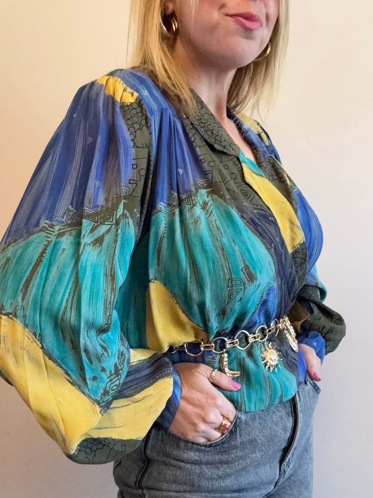 Vintage 1980s ‘vibrant’ abstract blouse
