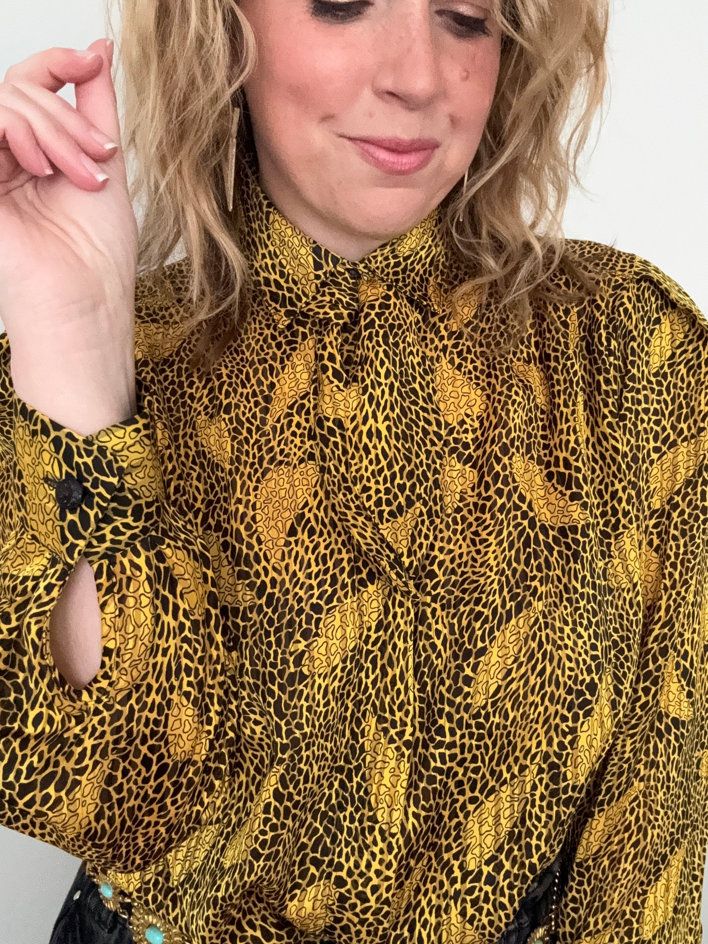 Vintage ‘scarf neck’ contrasting gold & black shirt