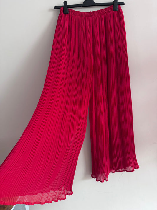 Pleated wide leg trousers
